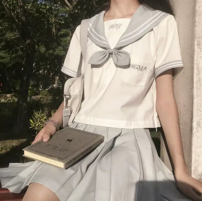 又见六月